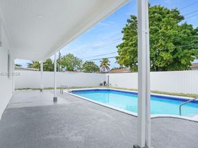 105 NE 213th St, Miami Gardens FL 33179