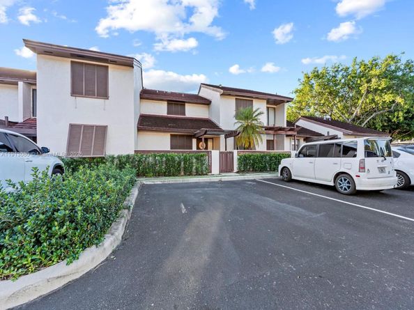 13350 SW 91st Ter C, Miami FL 33186