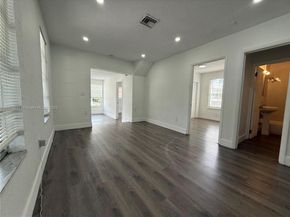 3376 NW 49th St, Miami FL 33142