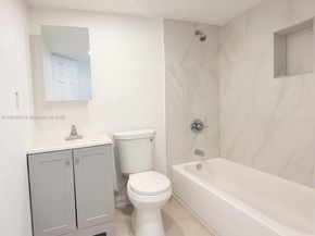 3376 NW 49th St, Miami FL 33142