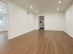 3376 NW 49th St, Miami FL 33142