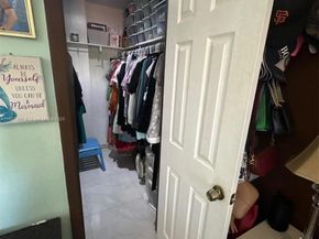 5199 NW 7th St 607, Miami FL 33126