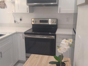 600 Layne Blvd 122, Hallandale Beach FL 33009