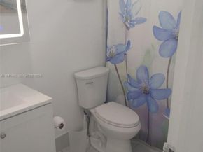 600 Layne Blvd 122, Hallandale Beach FL 33009