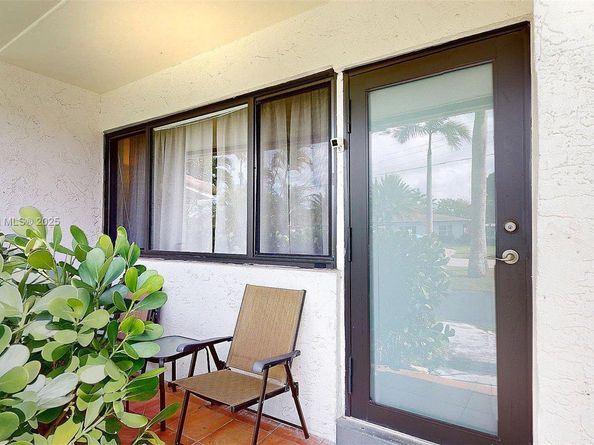 1630 SW 23rd Ave, Fort Lauderdale FL 33312