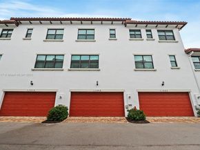 11668 SW 13th Ct, Pembroke Pines FL 33025