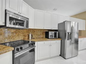 4286 NW 42nd Ter, Coconut Creek FL 33073