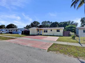 1300 NE 215th St, Miami FL 33179