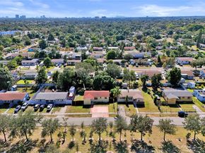 1300 NE 215th St, Miami FL 33179