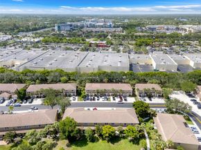 12006 SW 2nd St, Pembroke Pines FL 33025