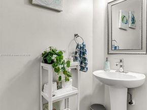 12006 SW 2nd St, Pembroke Pines FL 33025