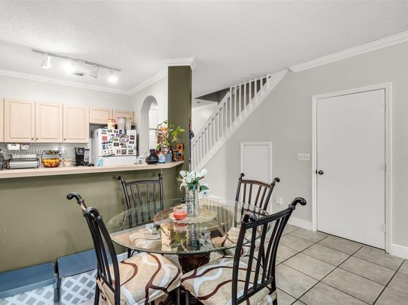 12006 SW 2nd St, Pembroke Pines FL 33025