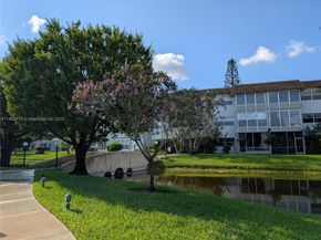 3505 NW 48th Ave 614, Lauderdale Lakes FL 33319