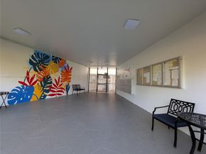 3505 NW 48th Ave 614, Lauderdale Lakes FL 33319