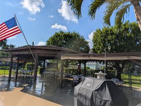 3505 NW 48th Ave 614, Lauderdale Lakes FL 33319