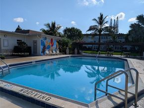 3505 NW 48th Ave 614, Lauderdale Lakes FL 33319