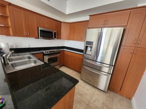 8430 SW 8th St 606B, Miami FL 33144