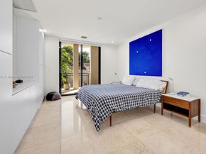 718 Valencia Ave 207, Coral Gables FL 33134