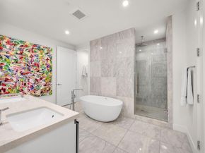 718 Valencia Ave 207, Coral Gables FL 33134