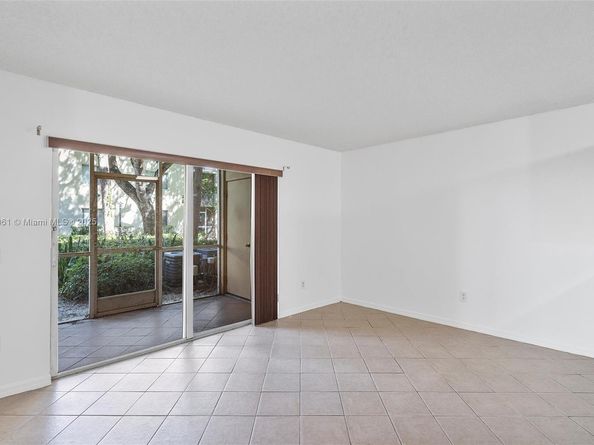 450 S Park Rd 5105, Hollywood FL 33021