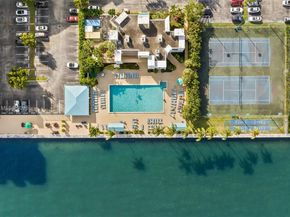 800 Parkview Dr 221, Hallandale Beach FL 33009