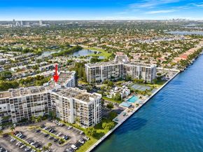 800 Parkview Dr 221, Hallandale Beach FL 33009