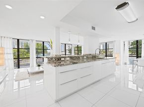 800 Parkview Dr 221, Hallandale Beach FL 33009