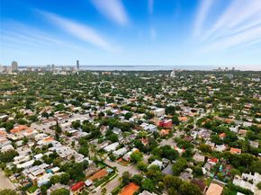 1720 SW 12th St, Miami FL 33135