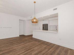 9725 NW 52nd St 213, Doral FL 33178