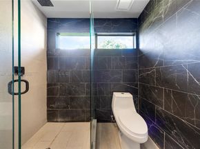 907 N Park Rd, Hollywood FL 33021