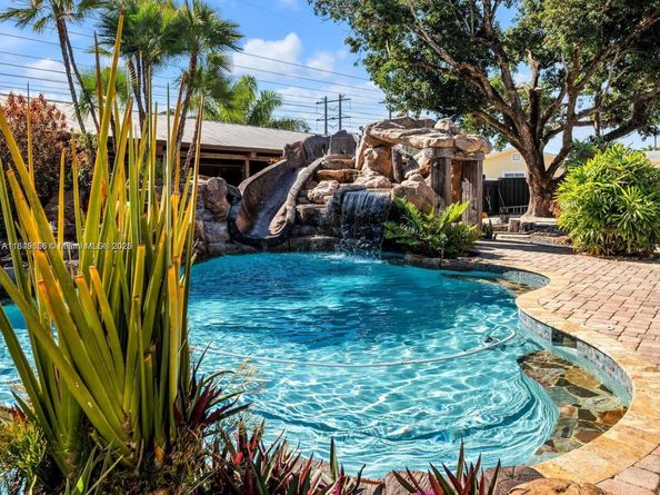 13350 Luray Rd, Southwest Ranches FL 33330