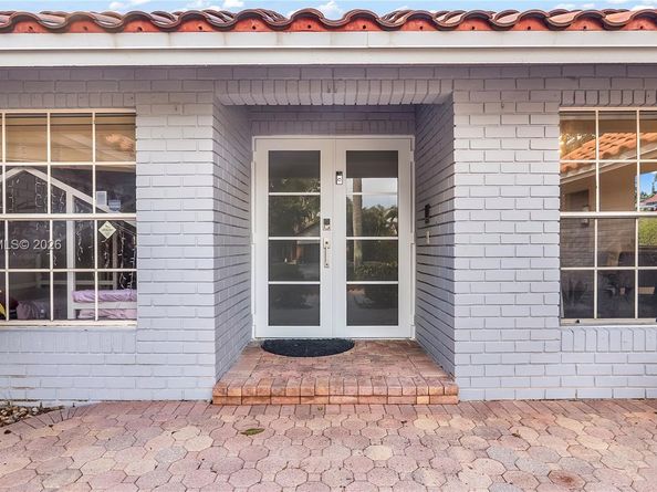 1510 NW 97th Ter, Coral Springs FL 33071