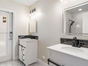 1510 NW 97th Ter, Coral Springs FL 33071