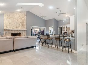 1510 NW 97th Ter, Coral Springs FL 33071