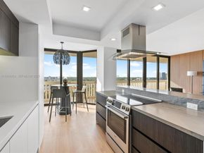 2000 Island Blvd 903, Aventura FL 33160