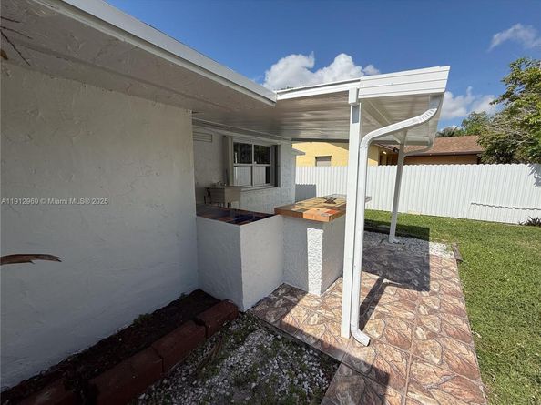 11321 SW 162nd Ter, Miami FL 33157