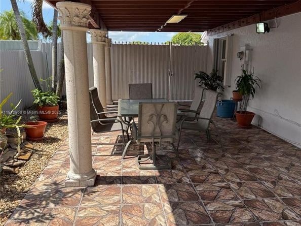 11321 SW 162nd Ter, Miami FL 33157