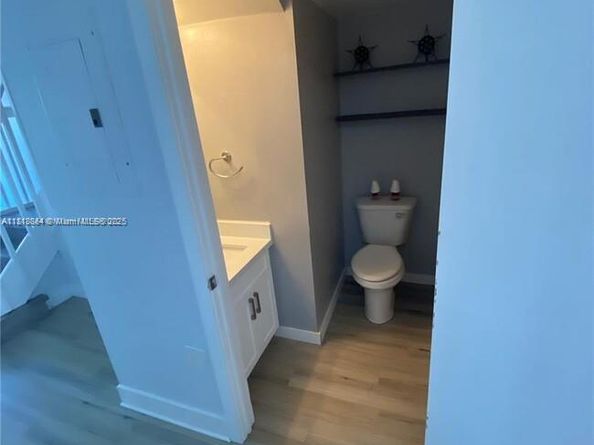 8755 SW 152nd Ave 166, Miami FL 33193