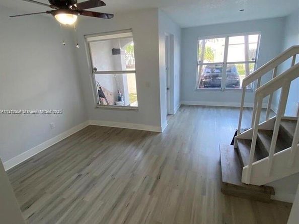 8755 SW 152nd Ave 166, Miami FL 33193