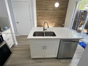 8755 SW 152nd Ave 166, Miami FL 33193