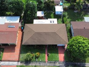 1140 NE 204th St, Miami FL 33179