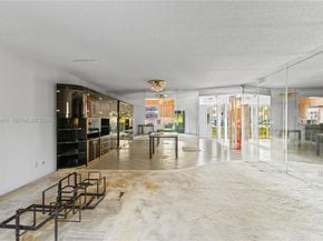 271 S Hollybrook Dr 51106, Pembroke Pines FL 33025