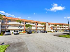 271 S Hollybrook Dr 51106, Pembroke Pines FL 33025