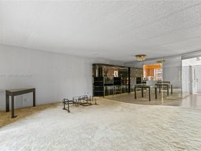 271 S Hollybrook Dr 51106, Pembroke Pines FL 33025