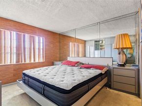 271 S Hollybrook Dr 51106, Pembroke Pines FL 33025