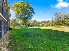 271 S Hollybrook Dr 51106, Pembroke Pines FL 33025
