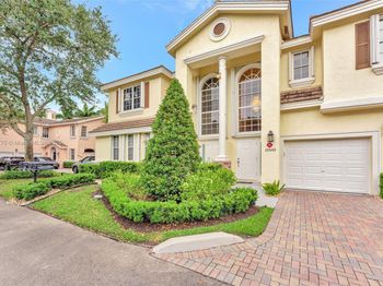 12442 NW 10th Ct