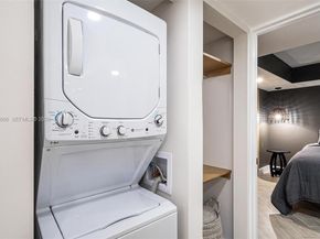 1717 N Bayshore Dr A3755, Miami FL 33132