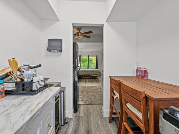 1060 Pennsylvania Ave 4, Miami Beach FL 33139