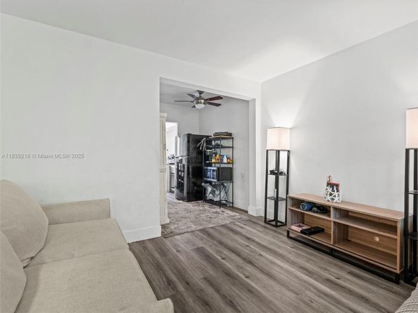 1060 Pennsylvania Ave 4, Miami Beach FL 33139